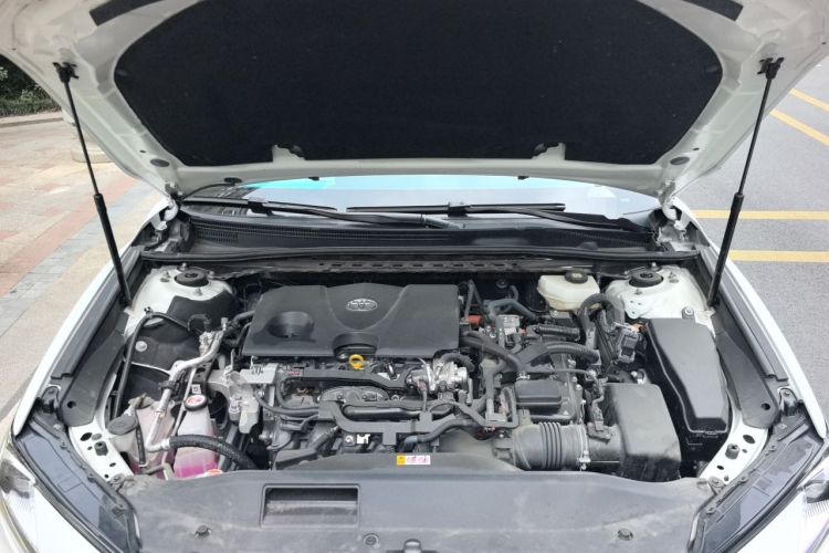 Used Toyota Camry 2024 Dual-Motor 2.0 HE Elite Edition Engine Bay
