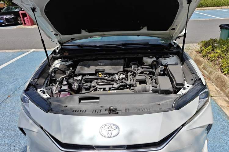 Used Toyota Camry 2024 Dual-Motor 2.0 HGVP Luxury Edition Engine Bay
