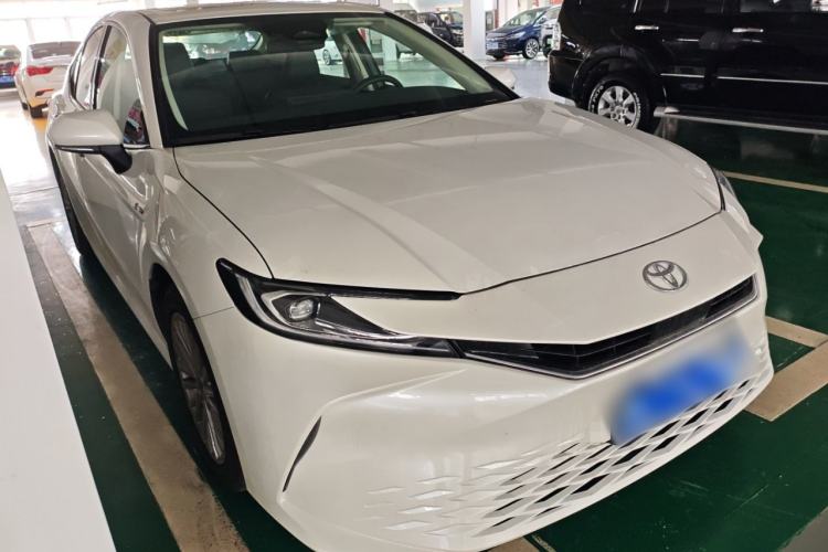 Used Toyota Camry 2024 Dual-Motor 2.0 HGVP Luxury Edition Exterior 1