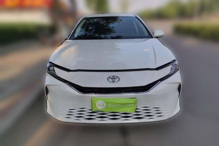 Used Toyota Camry 2024 Dual-Motor 2.0 HE Elite Edition Exterior 1