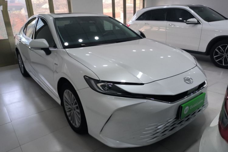 Used Toyota Camry 2024 Dual-Motor 2.0 HGVP Luxury Edition Exterior 2