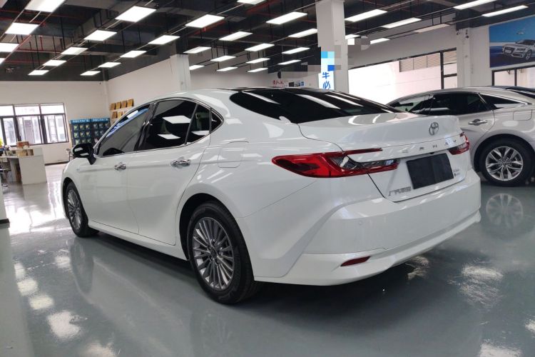 Used Toyota Camry 2024 Dual-Motor 2.0 HG Premium Edition Exterior 2