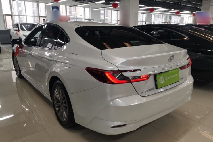 Used Toyota Camry 2024 Dual-Motor 2.0 HE Elite Edition Exterior 2