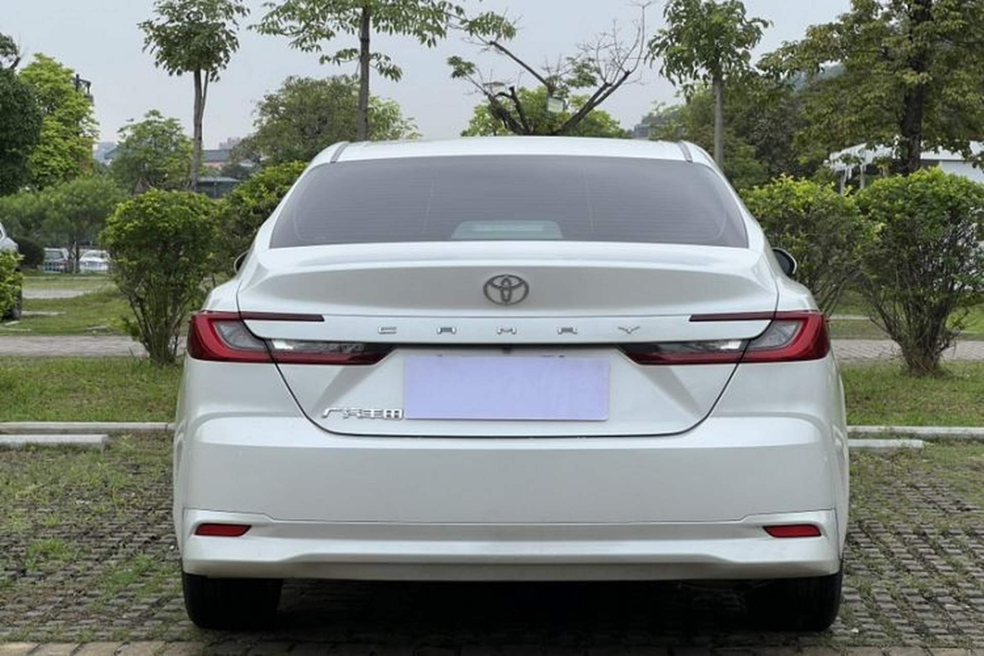 Used Toyota Camry 2024 2.0 GVP Luxury Edition Exterior 2