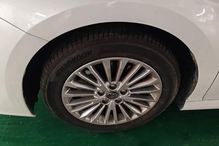 Used Toyota Camry 2024 Dual-Motor 2.0 HGVP Luxury Edition Exterior 4