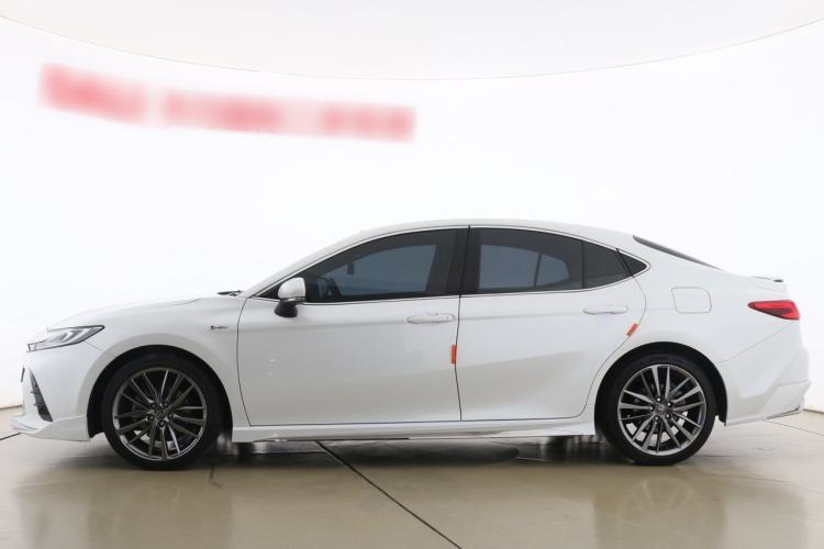 Used Toyota Camry 2024 Dual-Motor 2.0 HXS Sport Plus Edition Exterior 4