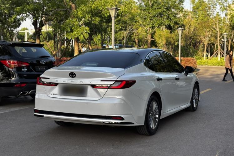 Used Toyota Camry 2024 2.0 GVP Luxury Edition Exterior 5