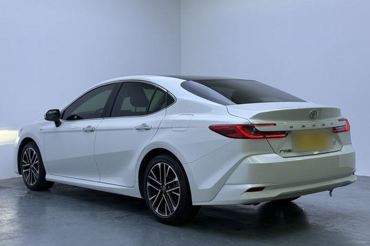 Used Toyota Camry 2024 Dual-Engine 2.5HG Prestige Edition Exterior 5