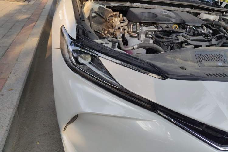 Used Toyota Camry 2024 Dual-Motor 2.0 HE Elite Edition Exterior 6