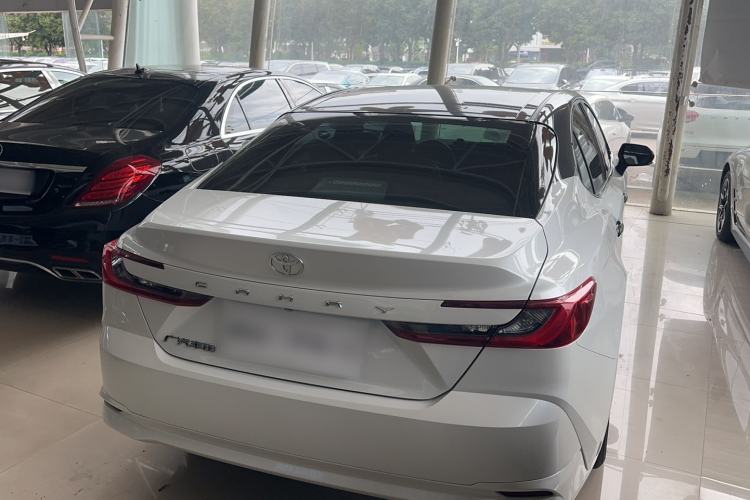 Used Toyota Camry 2024 2.0 GVP Luxury Edition Exterior 7