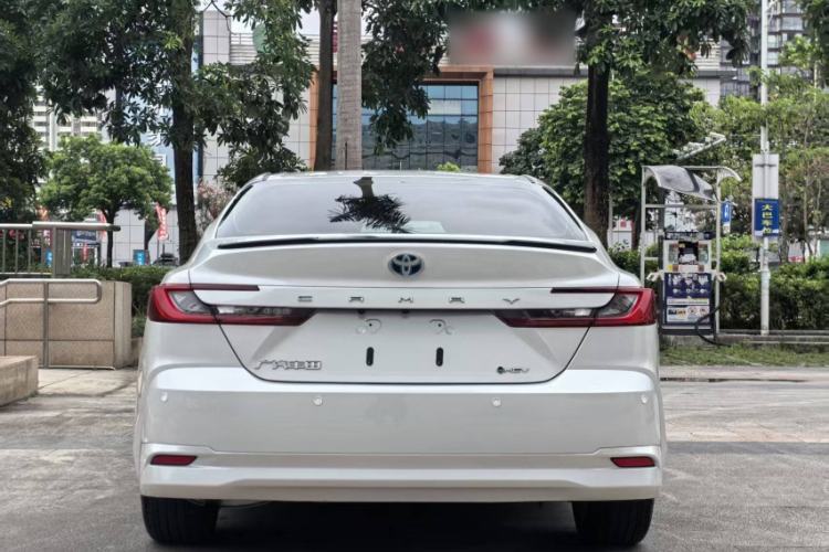 Used Toyota Camry 2024 Dual-Motor 2.0 HGVP Luxury Edition Exterior 7