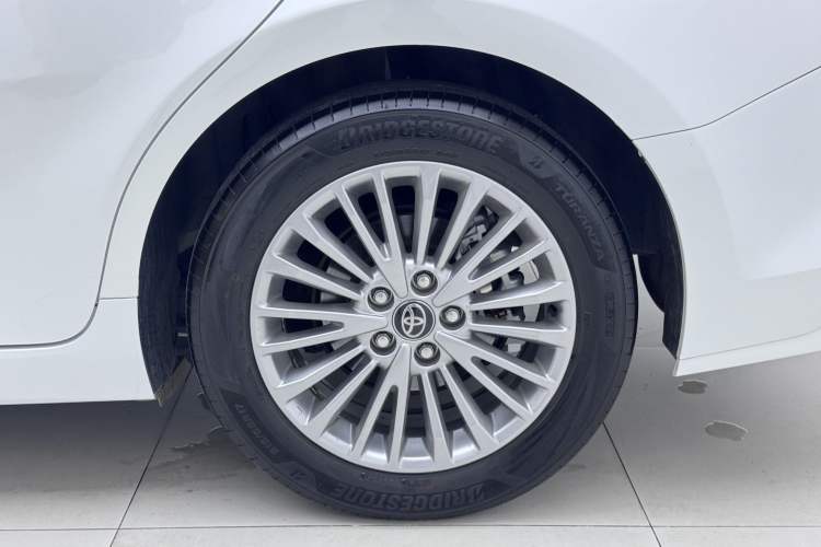 Used Toyota Camry 2024 Dual-Motor 2.0 HG Premium Edition Exterior 7