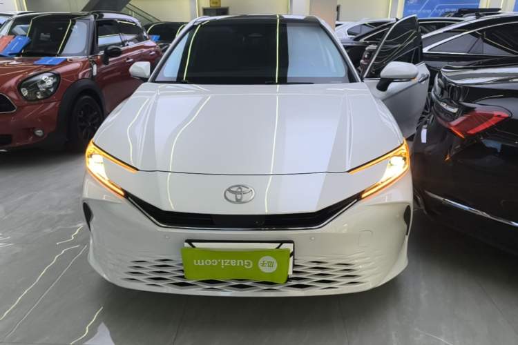 Used Toyota Camry 2024 Dual-Motor 2.0 HG Premium Edition Front