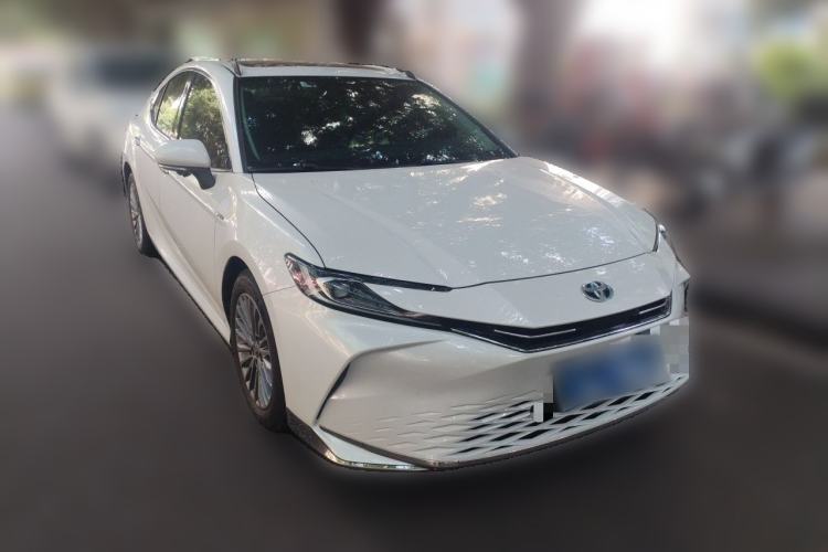Used Toyota Camry 2024 2.0 GVP Luxury Edition Front Right 45 Deg