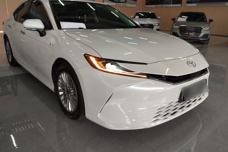 Used Toyota Camry 2024 Dual-Motor 2.0 HGVP Luxury Edition Front Right 45 Deg