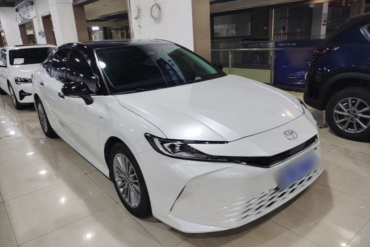 Used Toyota Camry 2024 Dual-Motor 2.0 HG Premium Edition Front Right 45 Deg