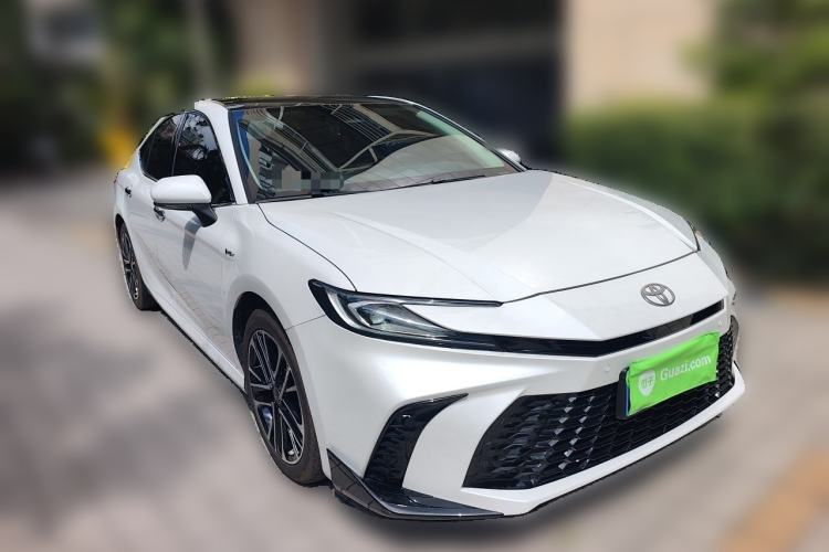 Used Toyota Camry 2024 Dual-Engine 2.5HG Prestige Edition Front Right 45 Deg