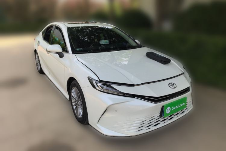 Used Toyota Camry 2024 2.0E Elite Edition Front Right 45 Deg