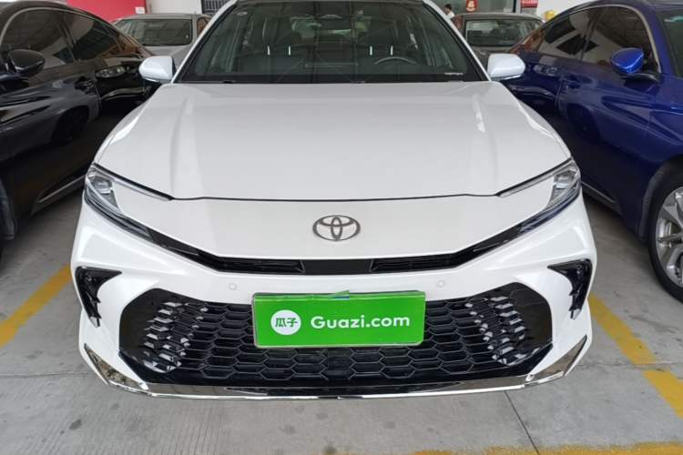 Used Toyota Camry 2024 Dual-Motor 2.0 HXS Sport Plus Edition Front