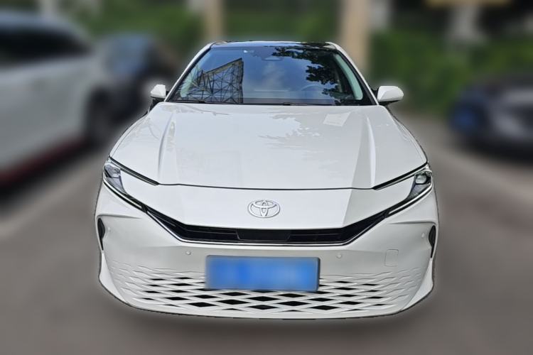 Used Toyota Camry 2024 Dual-Motor 2.0 HG Premium Edition Front