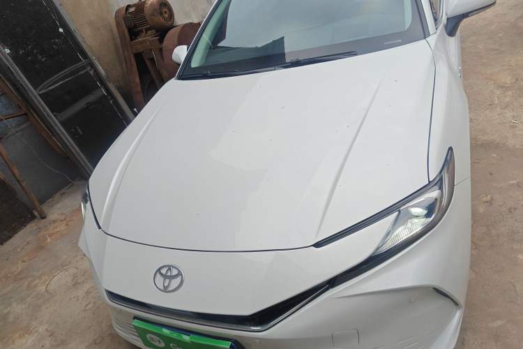 Used Toyota Camry 2024 Dual-Motor 2.0 HG Premium Edition Front
