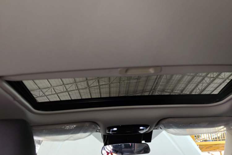 Used Toyota Camry 2024 2.0 GVP Luxury Edition Headliner