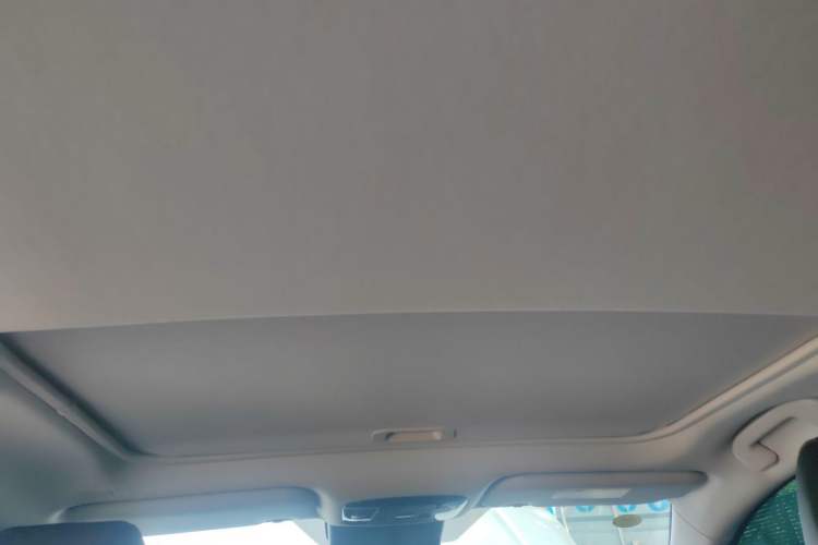 Used Toyota Camry 2024 Dual-Motor 2.0 HE Elite Edition Headliner