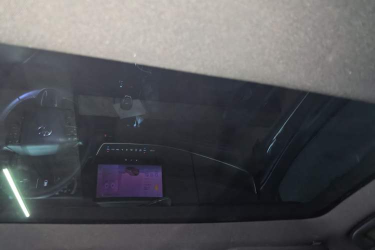 Used Toyota Camry 2024 Dual-Motor 2.0HS Sport Edition Headliner