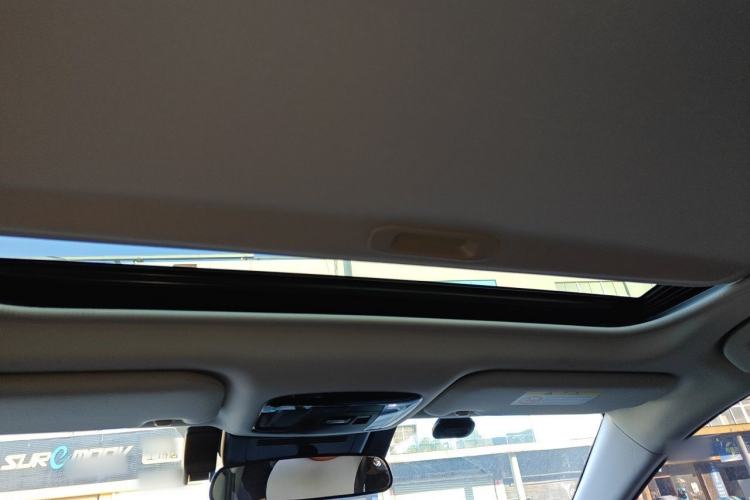 Used Toyota Camry 2024 Dual-Motor 2.0 HGVP Luxury Edition Headliner