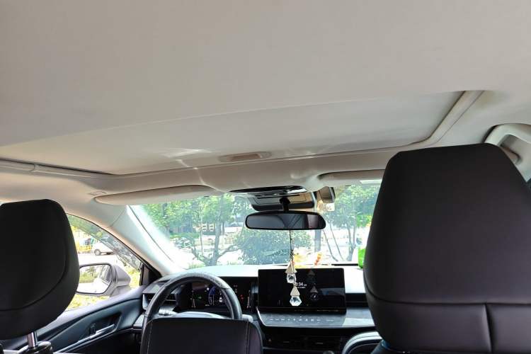 Used Toyota Camry 2024 Dual-Motor 2.0 HGVP Luxury Edition Headliner