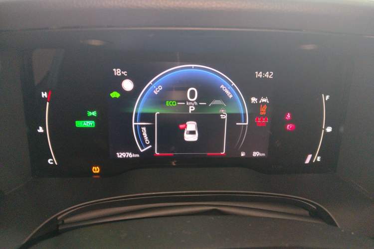 Used Toyota Camry 2024 Dual-Motor 2.0 HGVP Luxury Edition Instrument Cluster