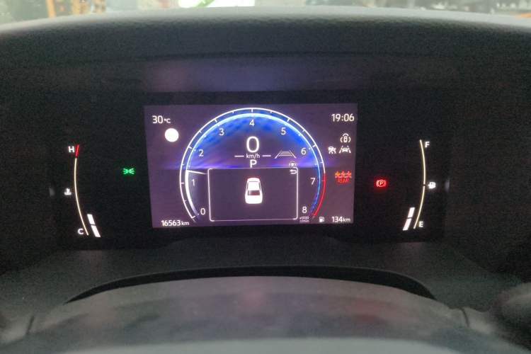Used Toyota Camry 2024 2.0 GVP Luxury Edition Instrument Cluster