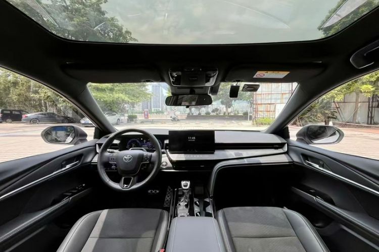 Used Toyota Camry 2024 2.0S Sport Edition Interior 1