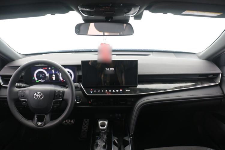 Used Toyota Camry 2024 Dual-Motor 2.0 HXS Sport Plus Edition Interior 1