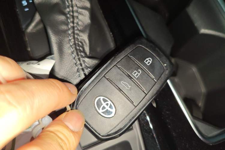 Used Toyota Camry 2024 Dual-Engine 2.5HG Prestige Edition Interior 1