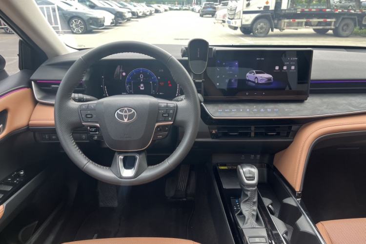 Used Toyota Camry 2024 2.0 GVP Luxury Edition Interior 2