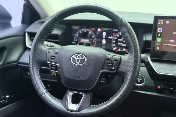 Used Toyota Camry 2024 Dual-Engine 2.5HG Prestige Edition Interior 2