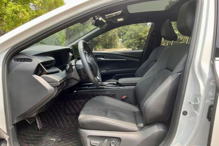 Used Toyota Camry 2024 2.0S Sport Edition Interior 2