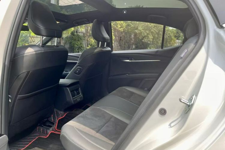 Used Toyota Camry 2024 2.0S Sport Edition Interior 3
