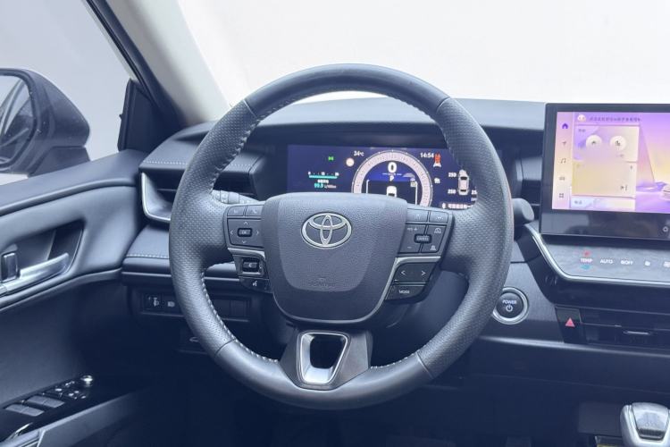 Used Toyota Camry 2024 Dual-Motor 2.0 HG Premium Edition Interior 3