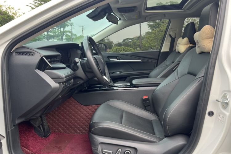 Used Toyota Camry 2024 2.0 GVP Luxury Edition Interior 3