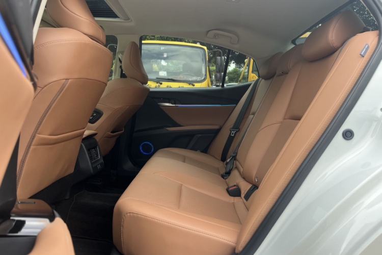 Used Toyota Camry 2024 2.0 GVP Luxury Edition Interior 4