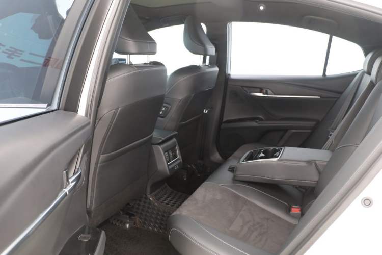 Used Toyota Camry 2024 Dual-Motor 2.0 HXS Sport Plus Edition Interior 5