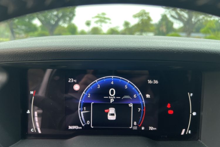 Used Toyota Camry 2024 2.0 GVP Luxury Edition Interior 6