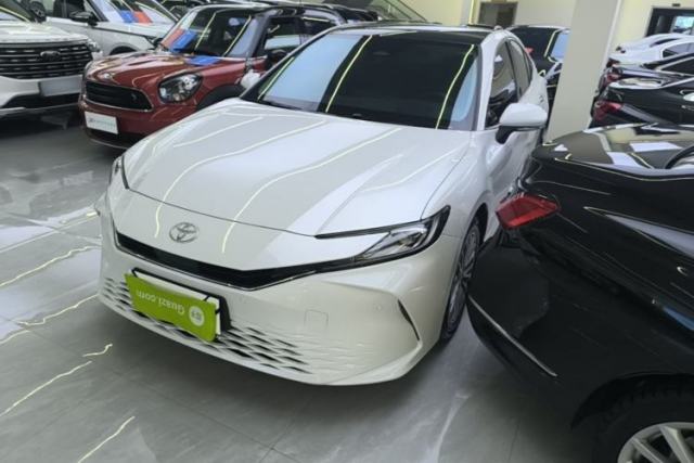Used Toyota Camry 2024 Dual-Motor 2.0 HG Premium Edition