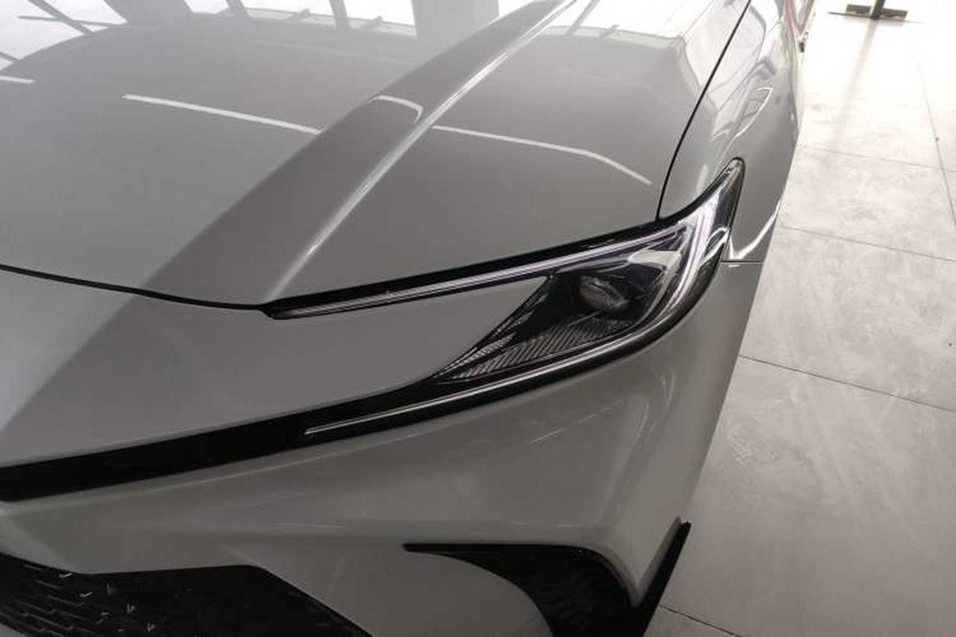 Used Toyota Camry 2024 Dual-Motor 2.0HS Sport Edition Left Front Headlight
