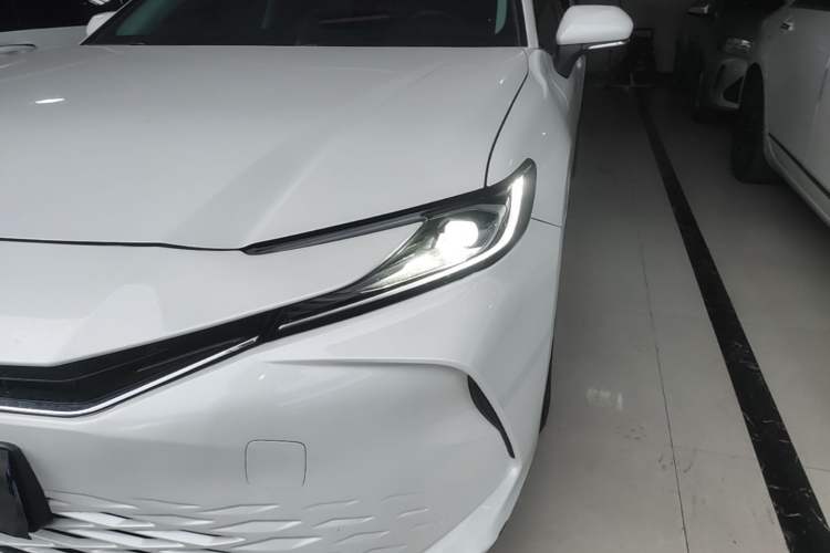 Used Toyota Camry 2024 2.0E Elite Edition Left Front Headlight