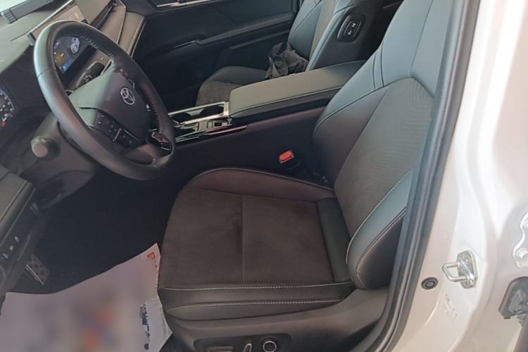 Used Toyota Camry 2024 Dual-Motor 2.0HS Sport Edition Left Front Seat
