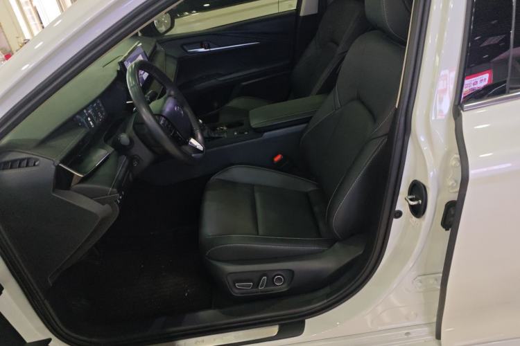 Used Toyota Camry 2024 Dual-Engine 2.5HG Prestige Edition Left Front Seat