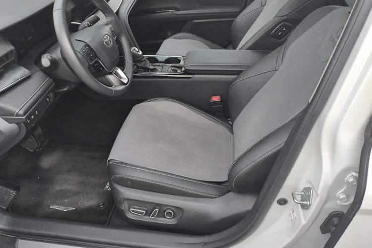 Used Toyota Camry 2024 2.0 GVP Luxury Edition Left Front Seat